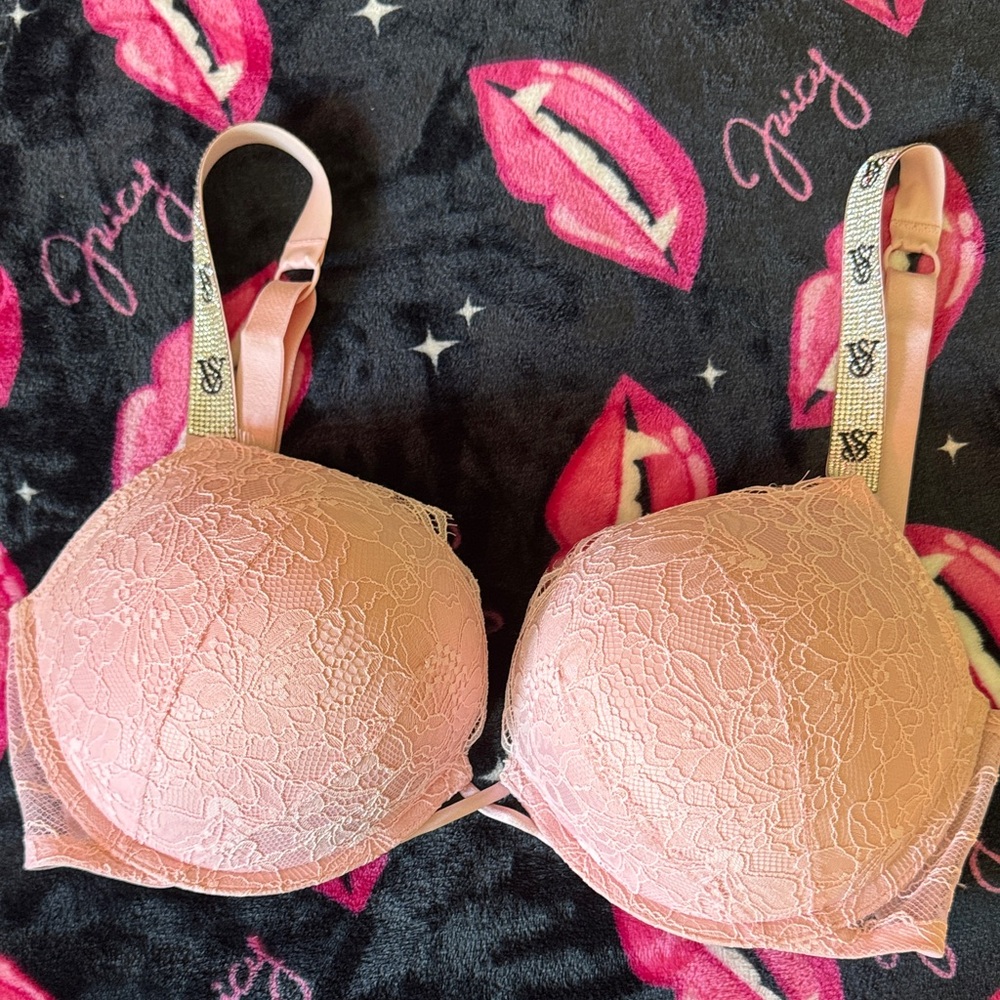 PINK Victoria's Secret Bombshell Pink Lace Bra